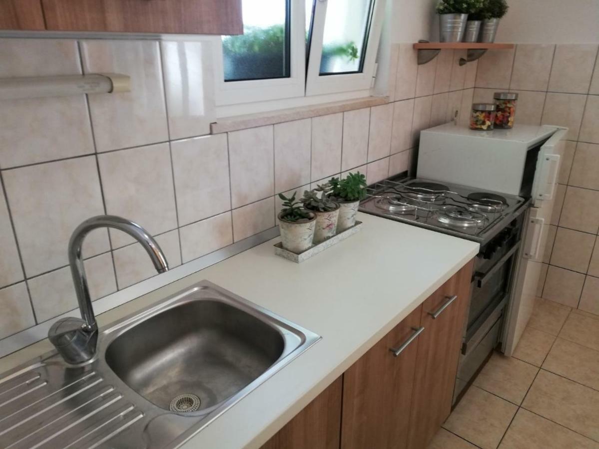 Apartment Center Tonka Makarska Bagian luar foto